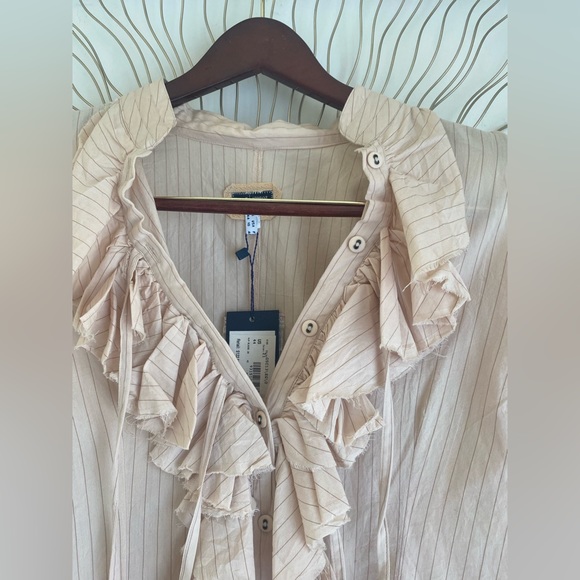 Armani Jeans shirt with ruffles - Picture 2 of 8